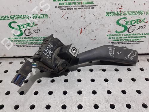 Used Steering column stalk SKODA OCTAVIA II (1Z3) [2004-2013]  25309547