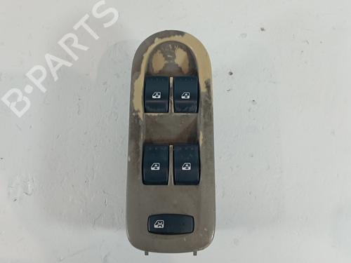 Used Left front window switch RENAULT GRAND SCÉNIC II (JM0/1_) 1.9 dCi (JM0G, JM12, JM1G, JM2C) (120 hp) 25310143