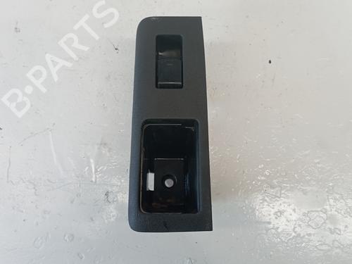 Used Right rear window switch NISSAN NAVARA NP300 (D40) 2.5 dCi 4WD (171 hp) 25315559