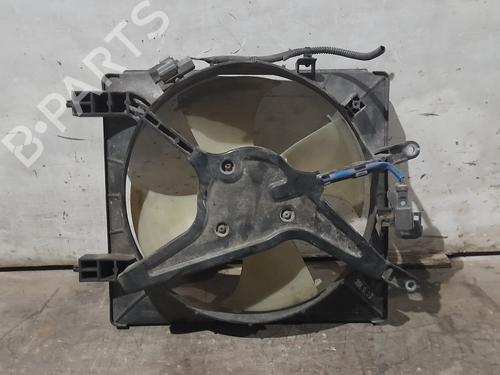 Used Radiator fan HONDA CIVIC VII Hatchback (EU, EP, EV) 1.6 i (EP2, EU8, EU6) (110 hp) 25315583