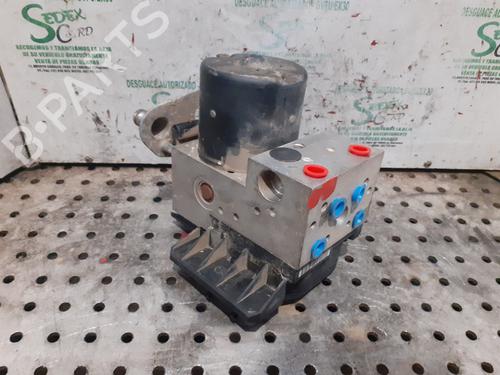Used ABS pump MERCEDES-BENZ E-CLASS (W210) E 290 Turbo-D (210.017) (129 hp) 25328868