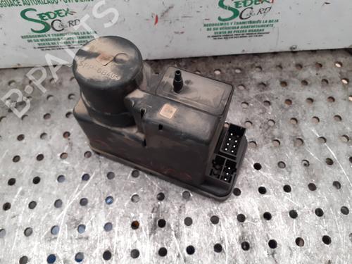 Used Comfort control module MERCEDES-BENZ C-CLASS (W202) [1993-2000]  25317087