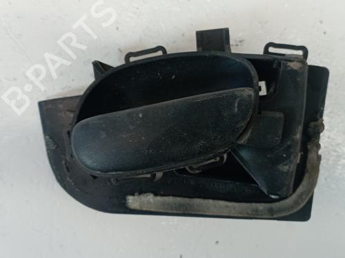 Maniglia interna anteriore destra PEUGEOT 206 Hatchback (2A/C) 1.9 D (69 hp) 25307658