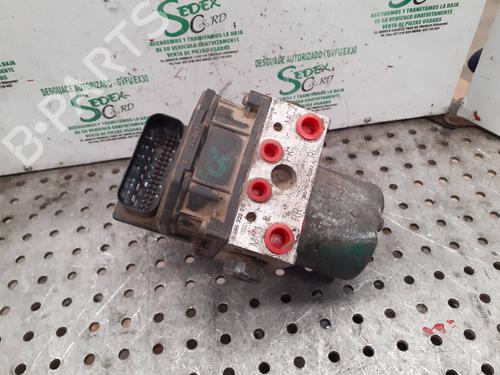 Used ABS pump FORD MONDEO III Saloon (B4Y) [2000-2007]  25322906