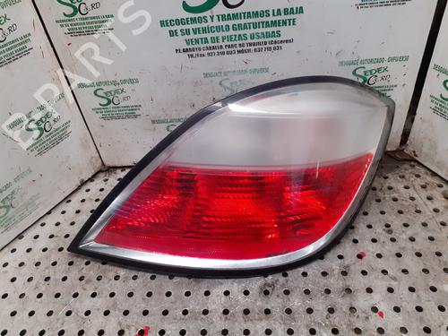Used Right taillight OPEL ASTRA H (A04) [2004-2014]  25316315
