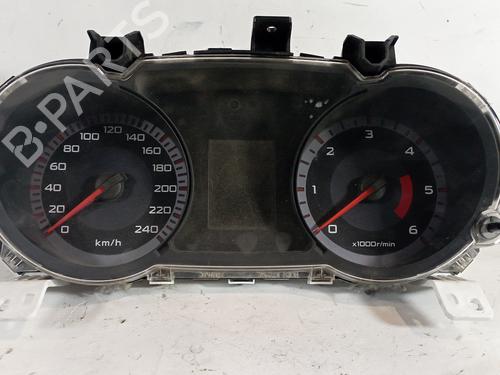 Used Instrument cluster MITSUBISHI OUTLANDER I (CU_W) [2001-2008]  25324804