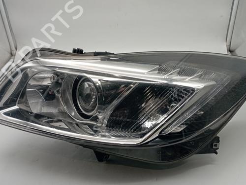 Used Left headlight OPEL INSIGNIA A (G09) [2008-2017]  31075092