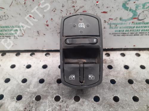 Used Left front window switch OPEL CORSA D (S07) [2006-2015]  25308964
