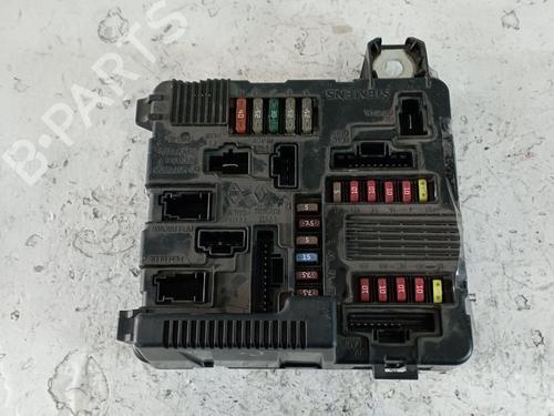 Sikringsdose RENAULT MEGANE II (BM0/1_, CM0/1_) [2001-2012]  25322838