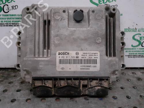 Used Engine control unit (ECU) OPEL VIVARO A Van (X83) [2001-2015]  25326603