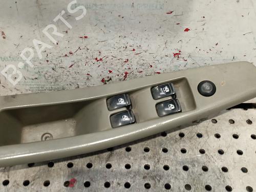 Used Left front window switch CHEVROLET LACETTI (J200) [2003-2025]  25312514