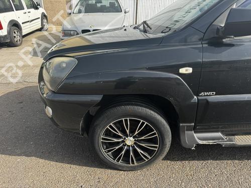 Used Left front fenders KIA SPORTAGE II (JE_, KM_) 2.0 CRDi (140 hp) 27277334