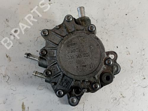 Used Vacuum pump AUDI A4 B7 Avant (8ED) [2004-2008]  25322997