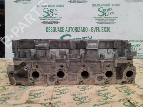 Used Cylinder head PEUGEOT 308 I (4A_, 4C_) [2007-2016]  25329839