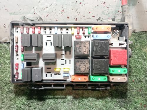 Used Fuse box OPEL CORSA D (S07) [2006-2015]  25323856