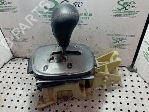 Gear lever HYUNDAI SANTA FÉ I (SM) 2.0 CRDi | BP25328235M90 