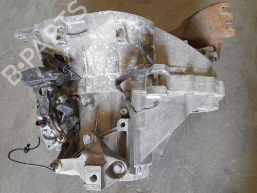 Używane Skrzynia biegów FORD FOCUS C-MAX (DM2) [2003-2007]  30469717