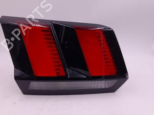 Used Left tailgate light PEUGEOT 3008 II SUV (MC_, MR_, MJ_, M4_) [2016-2025]  29724742