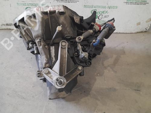 Used Gearbox RENAULT MEGANE II Saloon (LM0/1_) [2003-2025]  25329128