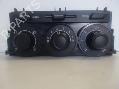 Commande Chauffage CITROËN C3 II (SC_) 1.4 (73 hp) 25643139