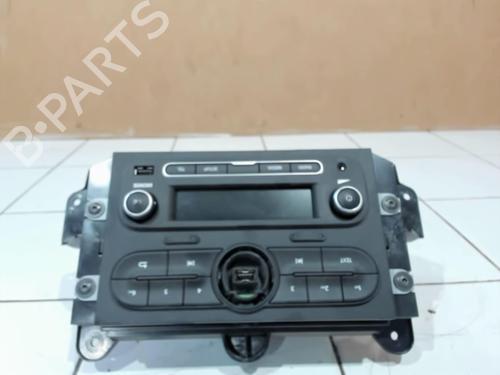 Radio RENAULT TWINGO III (BCM_, BCA_) 1.0 SCe 70 (71 hp) 25648539