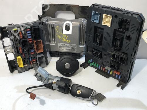 Used Electronic module PEUGEOT 308 I (4A_, 4C_) 1.6 HDi (109 hp) 29736110