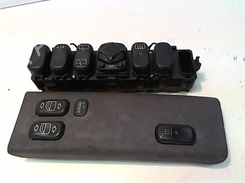 Used Switch Switch MERCEDES-BENZ C-CLASS (W202) C 220 CDI (202.133) (125 hp) 25651603 25651603