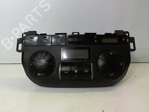 climate-control-toyota-rav-4-ii-_a2_-2000-2001-2002-2003-2004-2005-25646114 main image