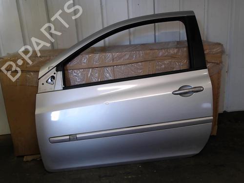 Used Left front door RENAULT CLIO III (BR0/1, CR0/1) 1.5 dCi (BR17, CR17) (86 hp) 29001424