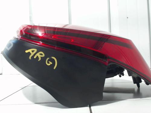Used Left taillight Left taillight CITROËN C3 III (SX) 1.2 THP 110 (SXHNPS, SXHNZT, SXHNZ6) (110 hp) 31968130 31968130
