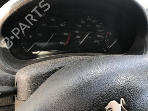 Høyre baklys PEUGEOT 206 Hatchback (2A/C) 2.0 HDI 90 | BP29560586C35 