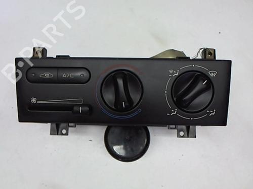 Used Climate control PEUGEOT 406 Coupe (8C) 2.0 16V (132 hp) 25638177