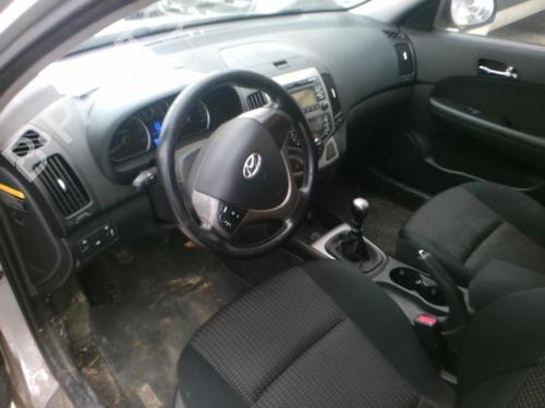 Fuel flap HYUNDAI i30 (FD) 1.6 CRDi | BP25632728C131