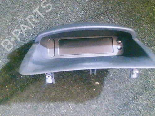 Used Display monitor RENAULT CLIO III (BR0/1, CR0/1) 1.2 16V Hi-Flex (BR1U, CR1U) (75 hp) 25647415