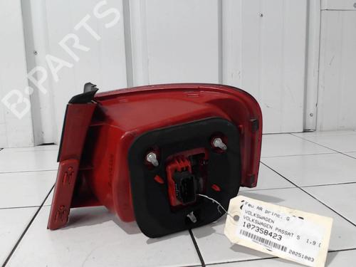 Left taillight VW PASSAT B6 (3C2) 1.9 TDI | BP27664099C34 