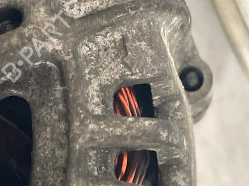 Used Alternator Alternator VW POLO V (6R1, 6C1) 1.4 (6R1) (85 hp) 40526758 40526758