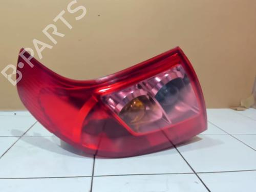Used Right taillight Right taillight SUZUKI SWIFT III (MZ, EZ) 1.3 DDiS (RS413D) (75 hp) 25635294 25635294