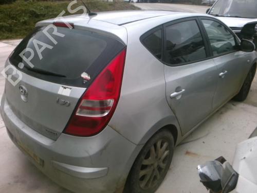 Fuel flap HYUNDAI i30 (FD) 1.6 CRDi | BP25632728C131