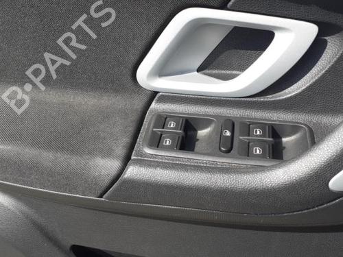 Left taillight SKODA ROOMSTER (5J7) 1.9 TDI | BP25630235C34 