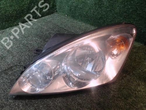 Used Left headlight Left headlight KIA CEE'D SW (ED) 1.6 CRDi 115 (115 hp) 25631398 25631398