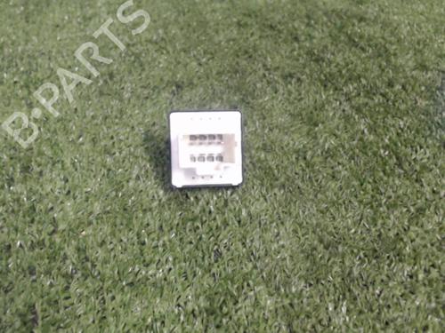 switch-citroen-c4-cactus-2014-25631797 main image