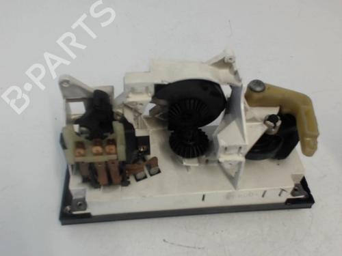 Used Climate control Climate control AUDI 80 B4 Avant (8C5) 1.9 TDI (90 hp) 25633517 25633517