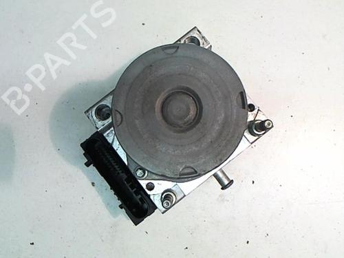 Used ABS pump PEUGEOT 107 (PM_, PN_) 1.0 (68 hp) 25647147