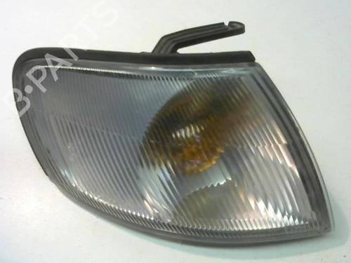 Used Right front indicator NISSAN ALMERA I Hatchback (N15) 2.0 D (75 hp) 25651387