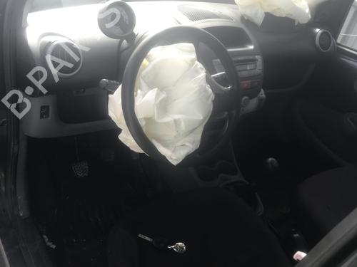 Used Parts PEUGEOT 107 (PM_, PN_)  1.0  4639663