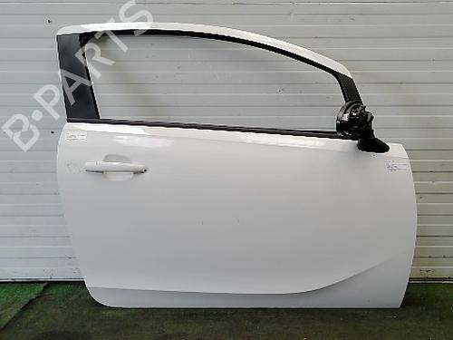 Dør højre fortil Dør højre fortil OPEL CORSA E (X15) 1.4 (08, 68) (90 hp) 37245807 37245807