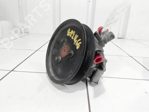 Used Steering pump MERCEDES-BENZ M-CLASS (W163) ML 270 CDI (163.113) (163 hp) 25642574