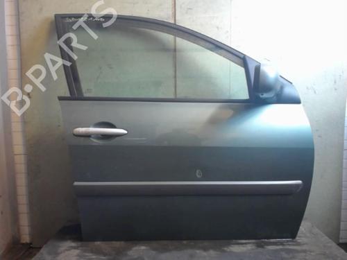 Used Right front door Right front door 25645517 25645517