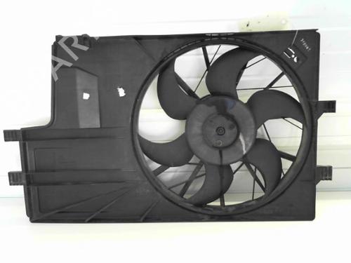 Used Radiator fan MERCEDES-BENZ A-CLASS (W168) A 160 (168.033, 168.133) (102 hp) 25633924