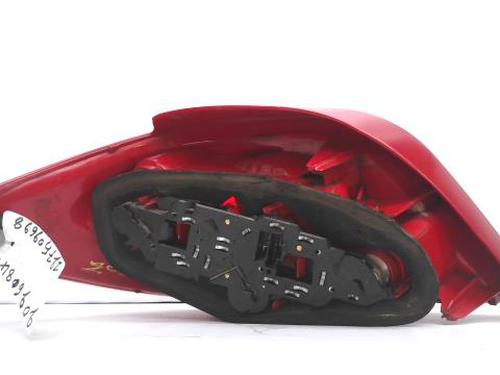 Used Right taillight Right taillight 39216008 39216008